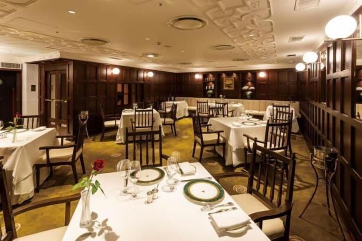 Dining Photos