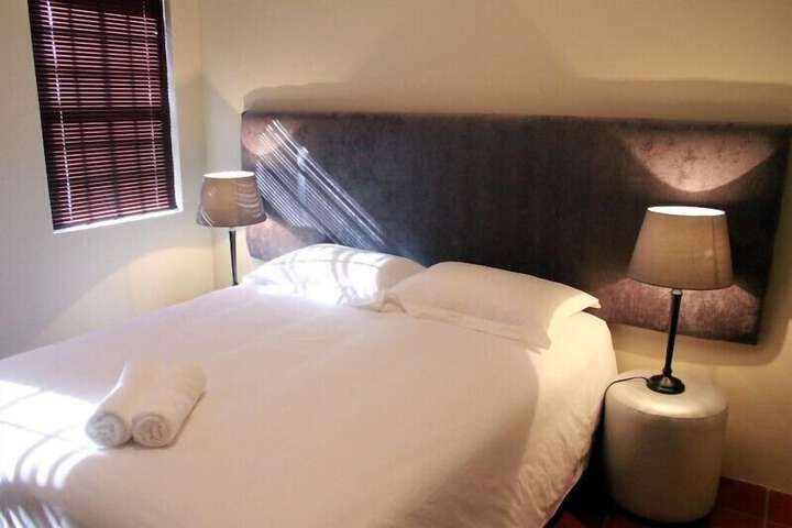 Room 4 of 24