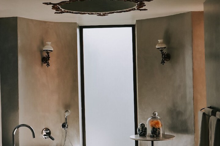 Room 79 of 89