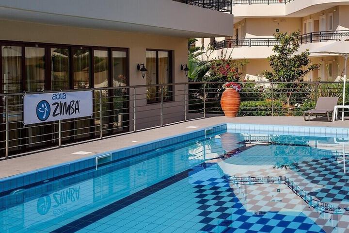 Pool 176 of 340