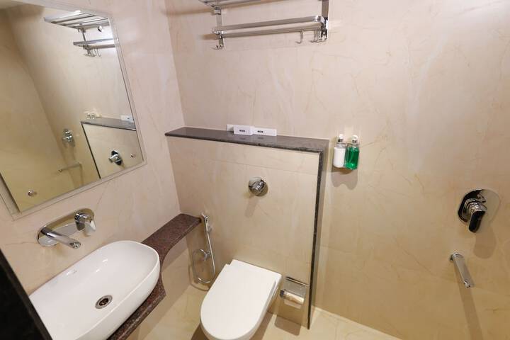 Room 15 of 29