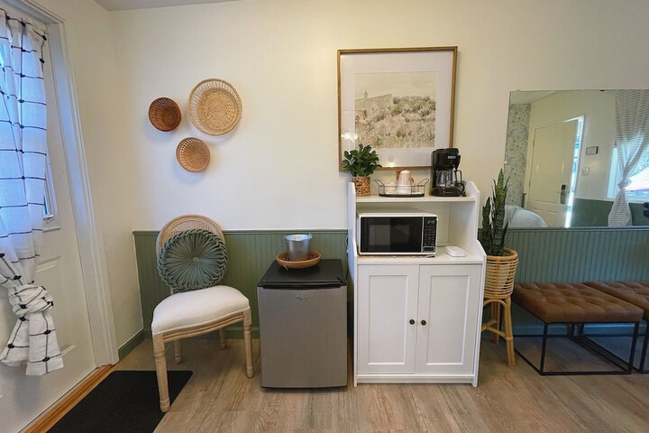 Room 40 of 70