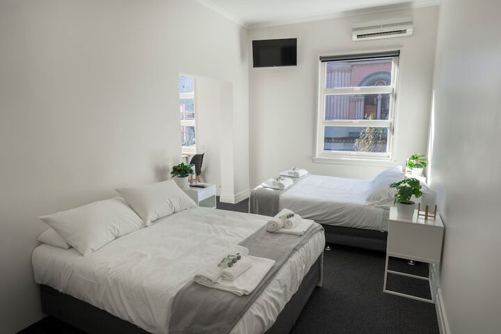 Room 7 of 22