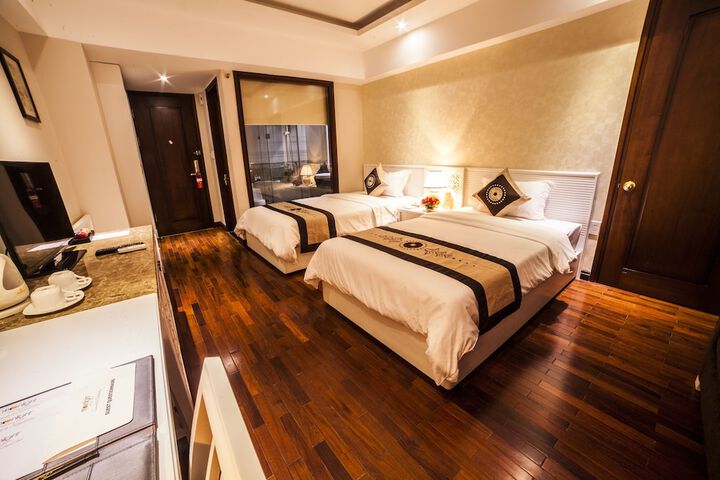 Room 5 of 60