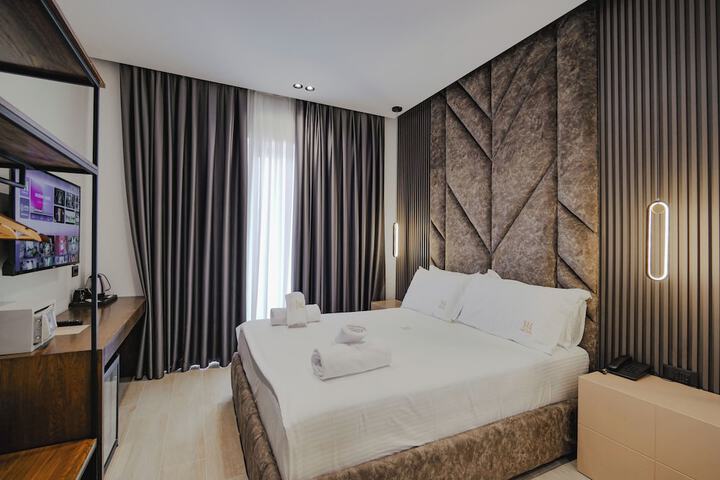 Room 10 of 95