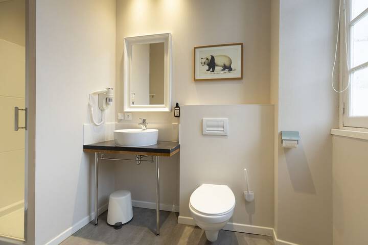 Room 40 of 52
