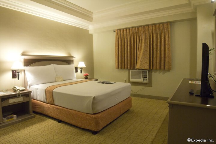 Room 7 of 44