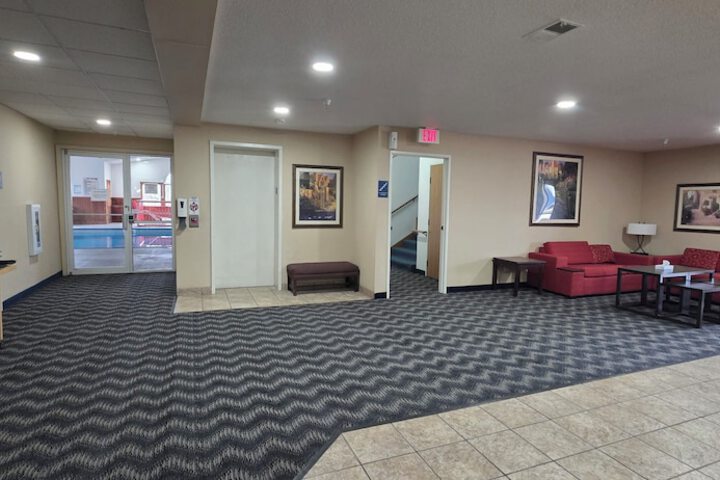 Guest Lobby