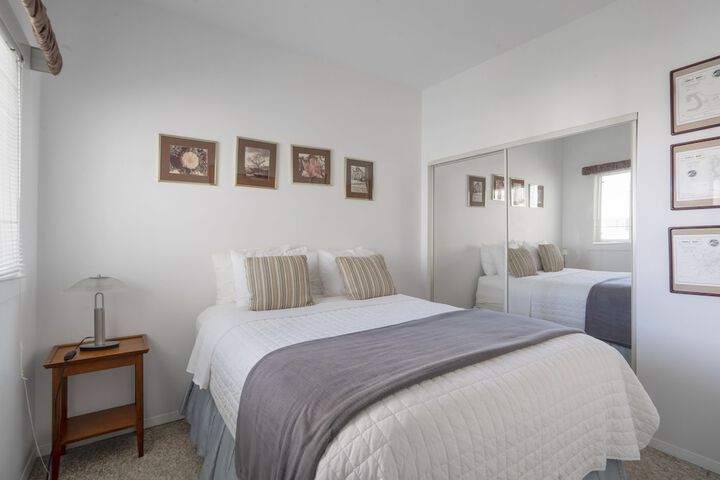 Room 26 of 219