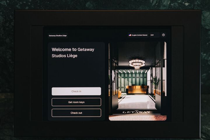 Hotel Interior 21 of 174