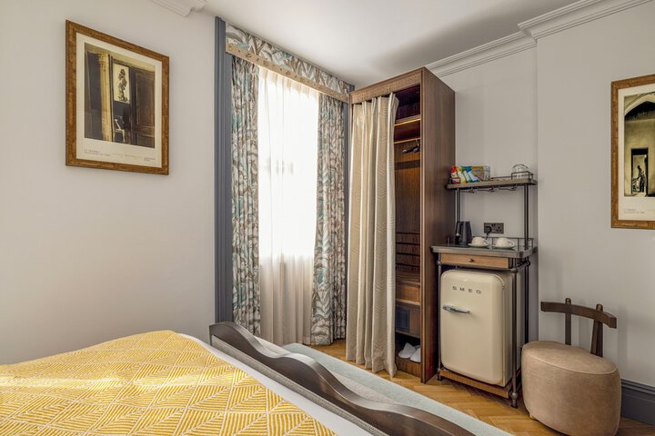 Room 12 of 58