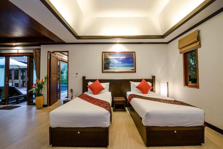 Room 20 of 53