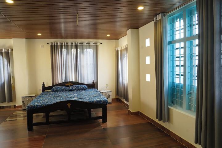 Room 44 of 53