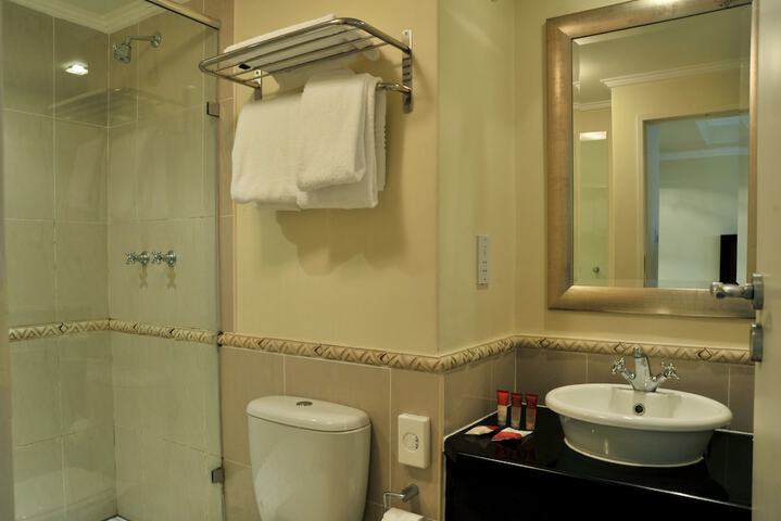 Room 18 of 34
