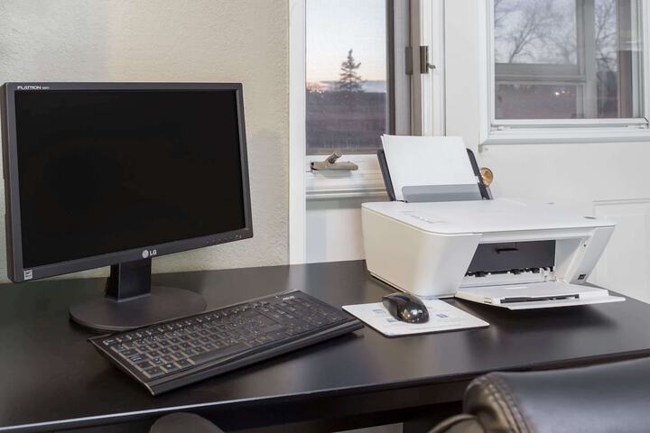 Business Center 15 of 15