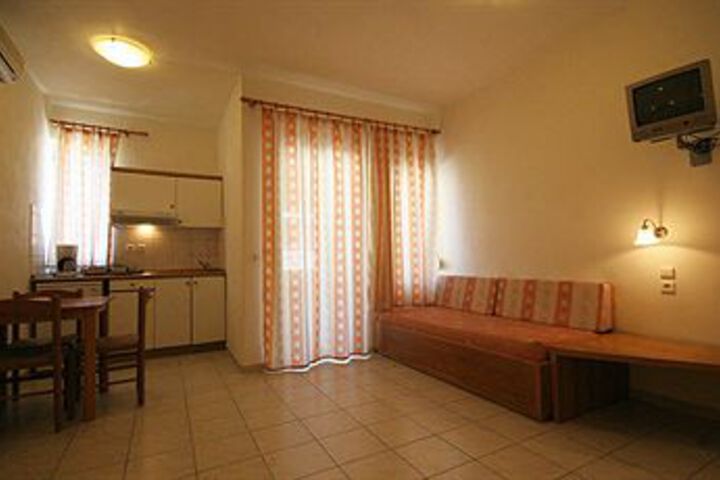 Room 17 of 30