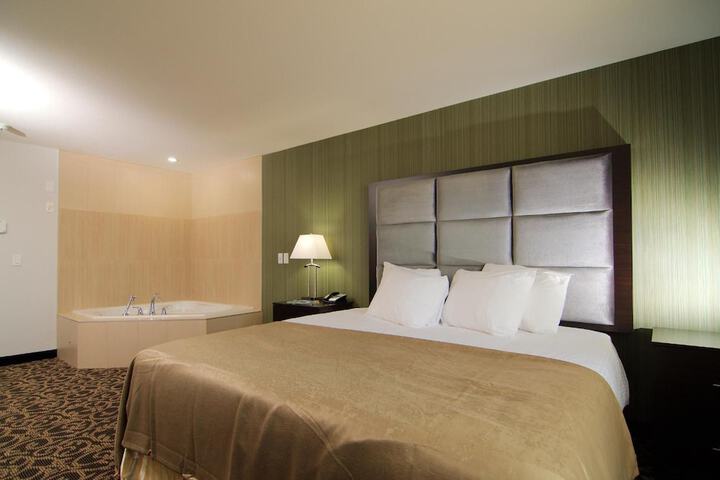 Room 15 of 44