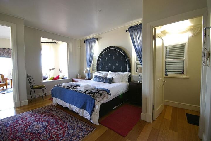 Room 15 of 49