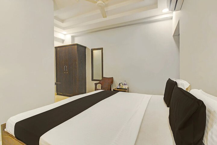 Room 10 of 23