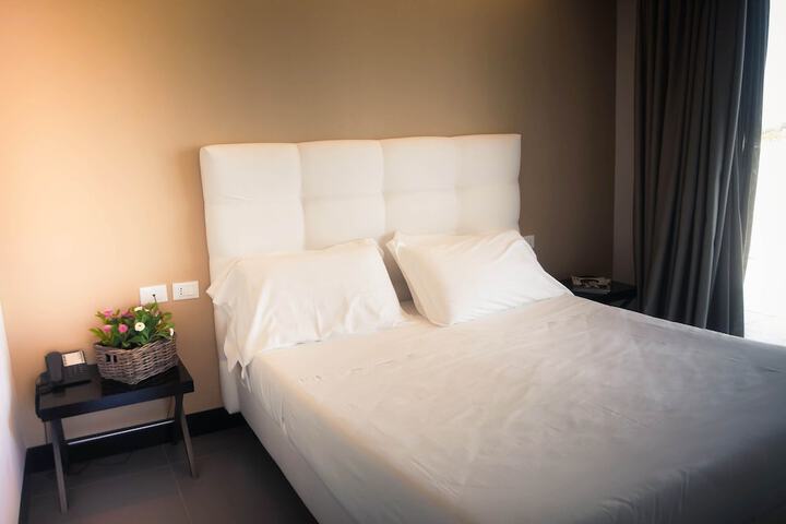 Room 10 of 58