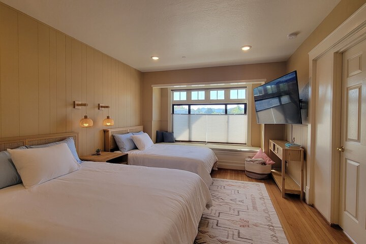 Room 20 of 53