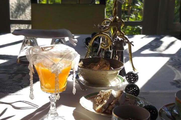 Breakfast/Coffee Service 67 of 107