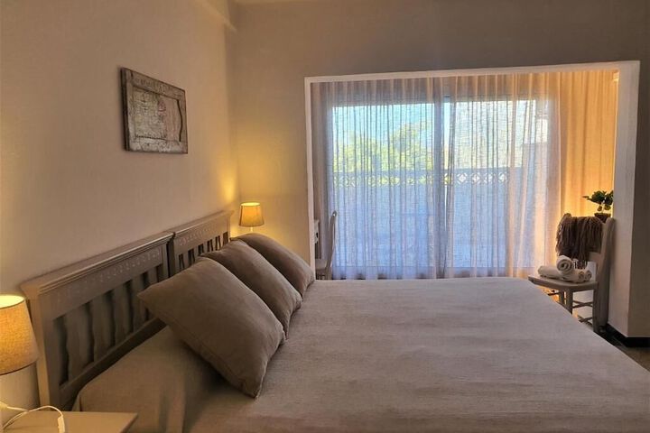 Room 11 of 61