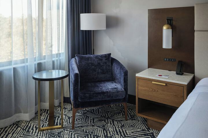 Room 21 of 64