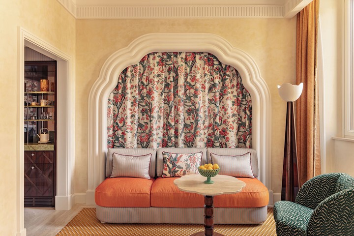 Room 20 of 76
