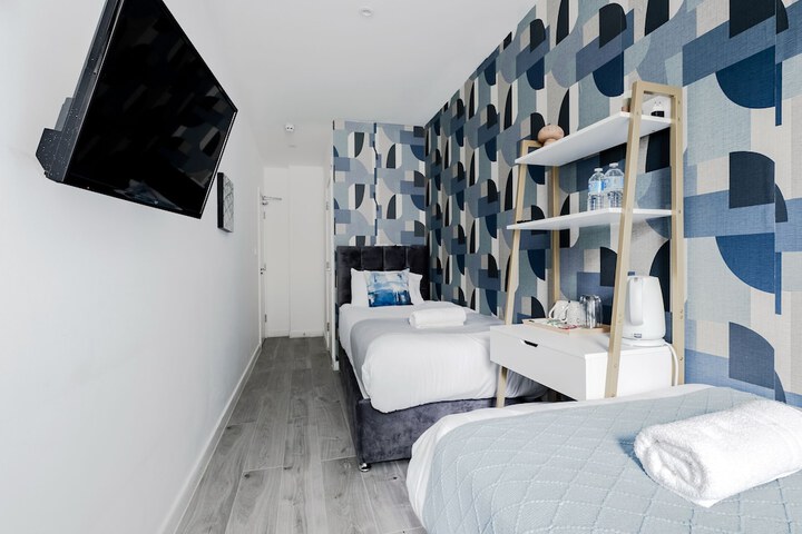 Room 13 of 59