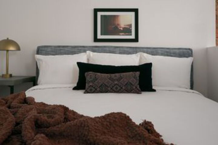 Room 7 of 22