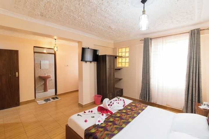 Room 7 of 29