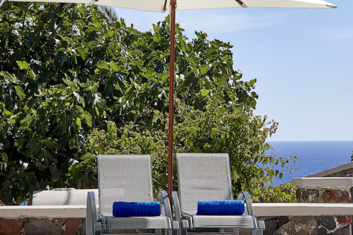 Pool Hotel