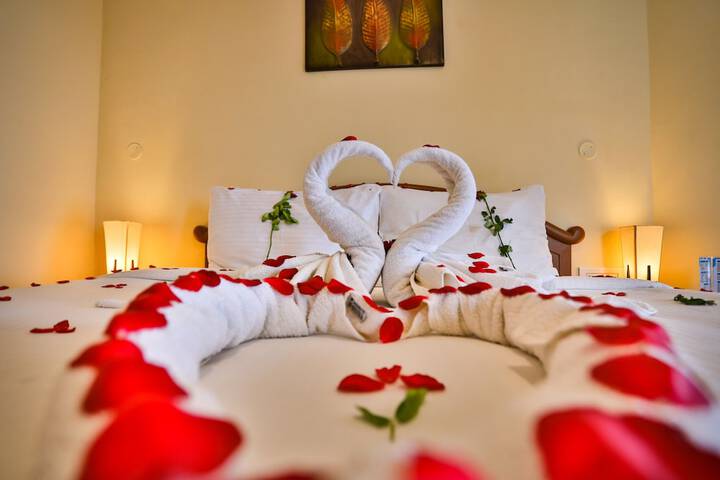 Room 4 of 27