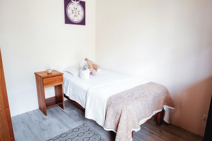 Room 2 of 53