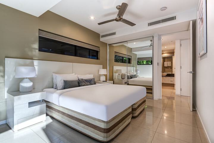 Room 7 of 43