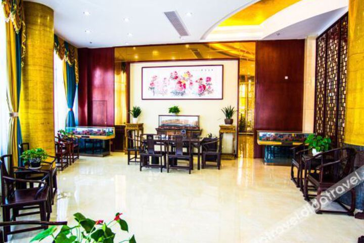 Hotel Interior 9 of 19