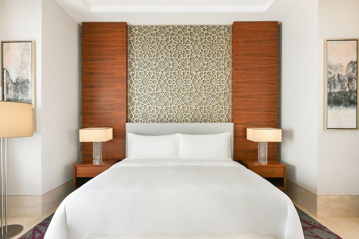 Room 30 of 263