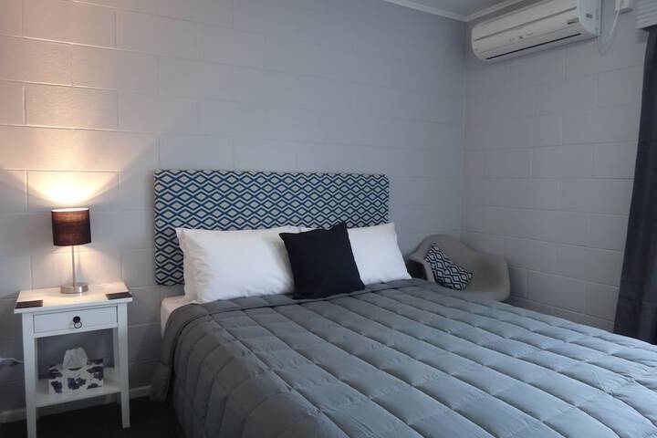 Room 18 of 21