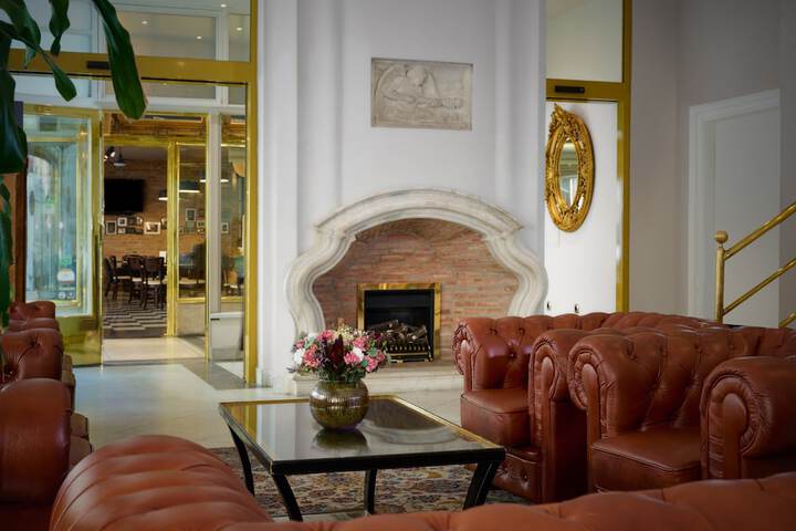 Lobby Entry