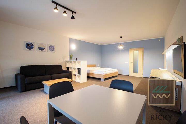 Room 133 of 194