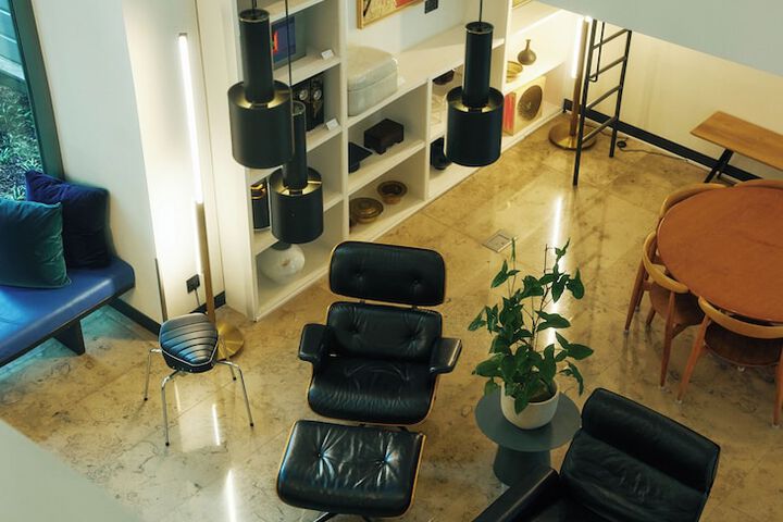 Guest Lobby