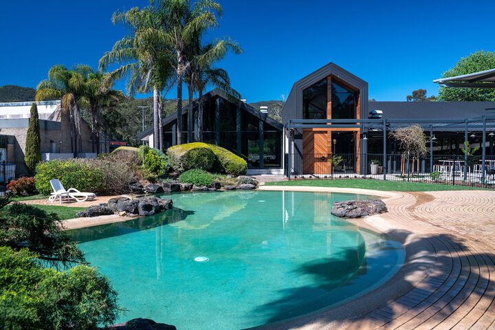 Hotel with Pool
