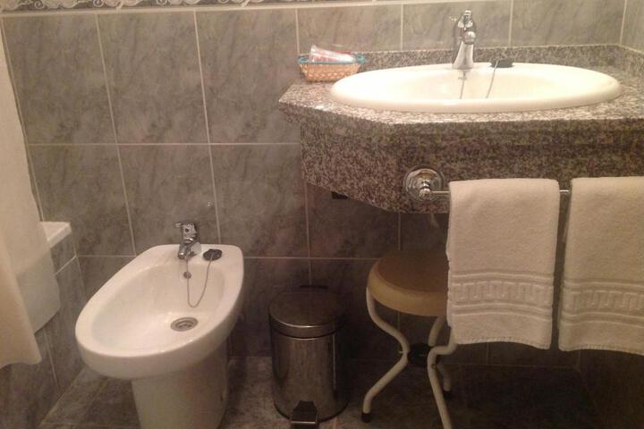 Inside Room Photo