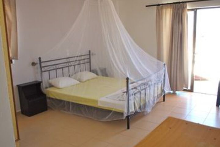 Room 17 of 29
