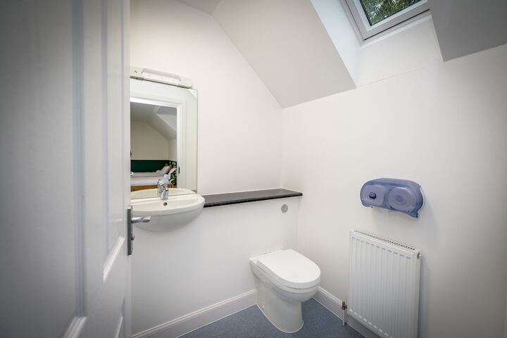 Room 45 of 77
