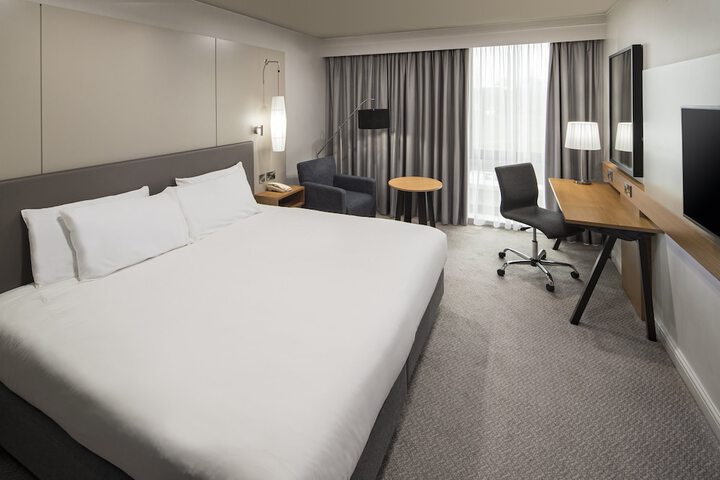 Room 20 of 137