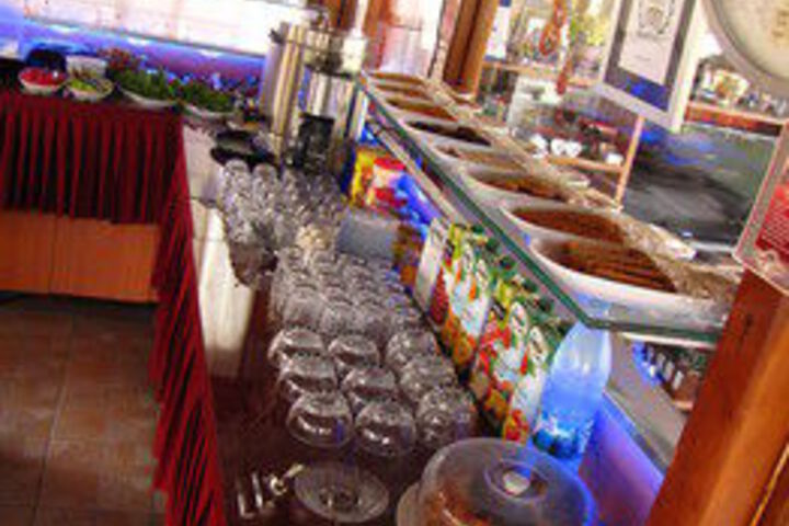 Dining 14 of 89