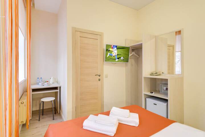 Room 21 of 95