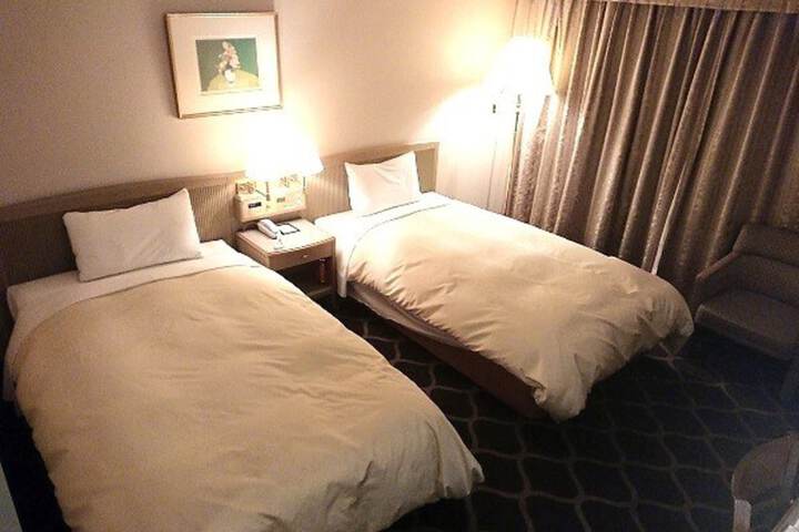 Room 44 of 116